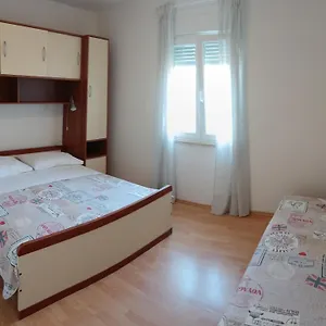 Oaza Regi Apartment